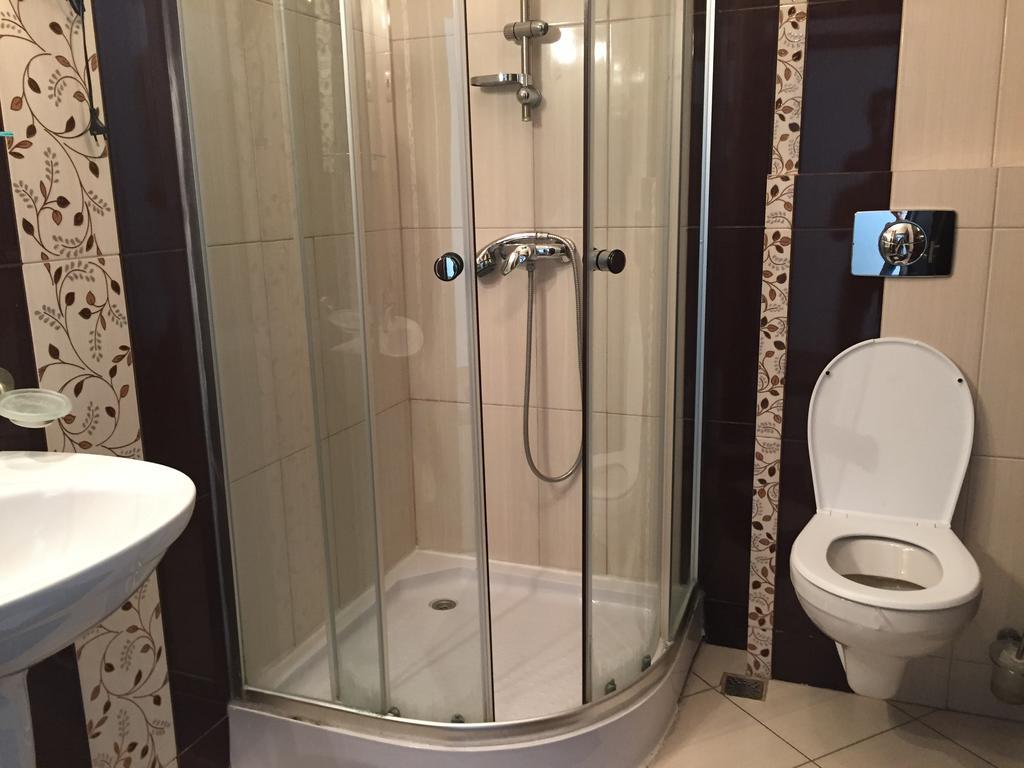Cameră dublă Deluxe cu balcon
