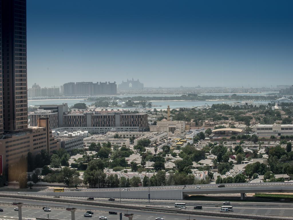 Club Twin Room Inclusive of One Way Dubai Airport Drop Off & Club Lounge Access,1641011279:JPEG