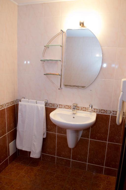 Twin Room,1125755445:JPEG
