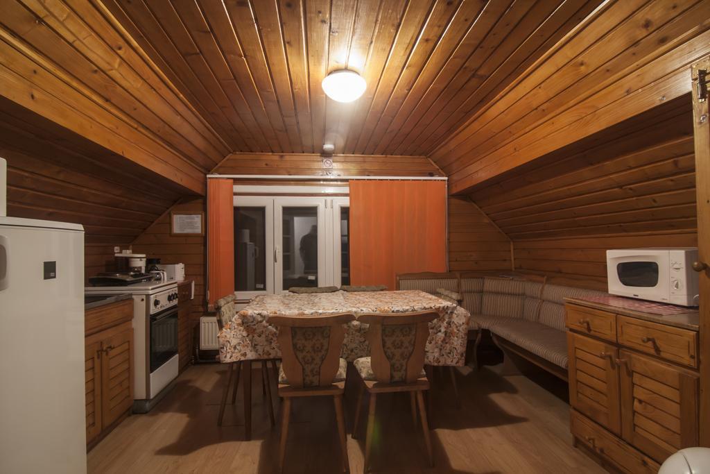 Deluxe Double Room (2 Adults + 1 Child),319370373:JPEG