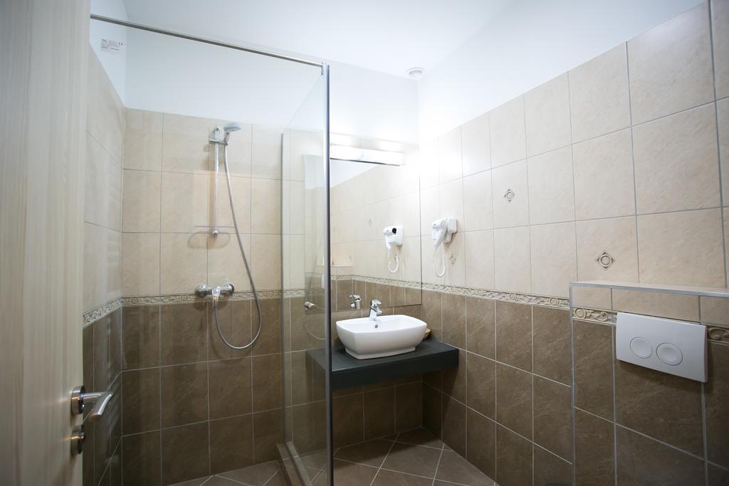 One-Bedroom Suite,364486906:JPEG