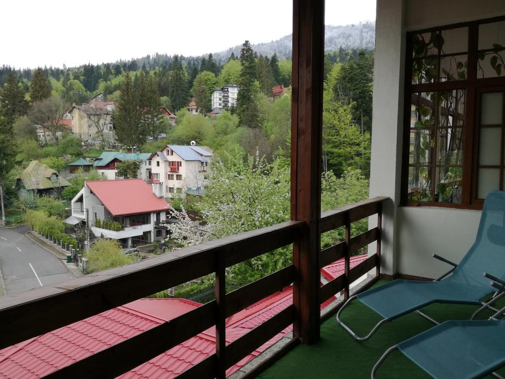 Cameră dublă cu balcon