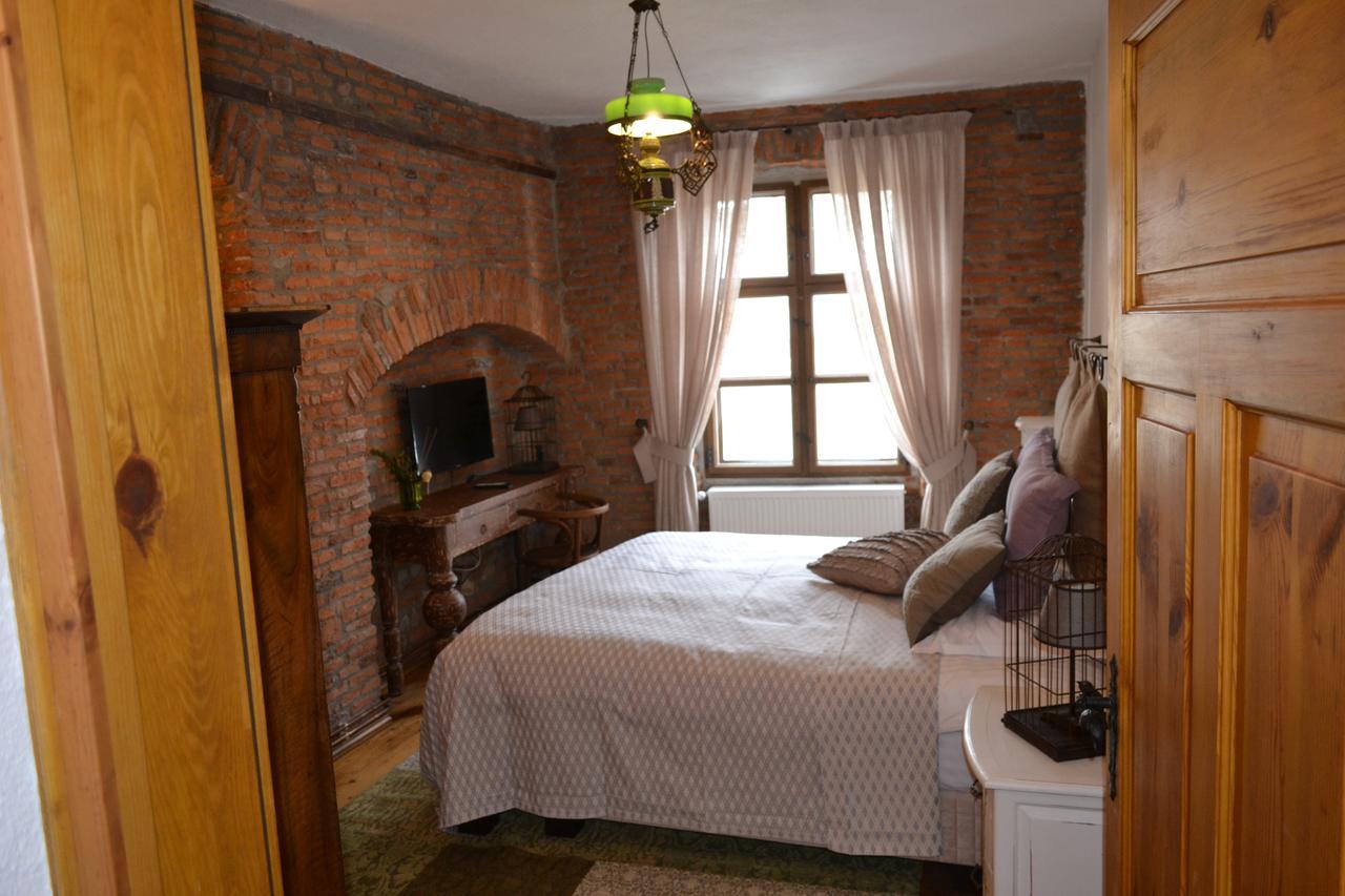 Apartament cu 1 dormitor şi balcon