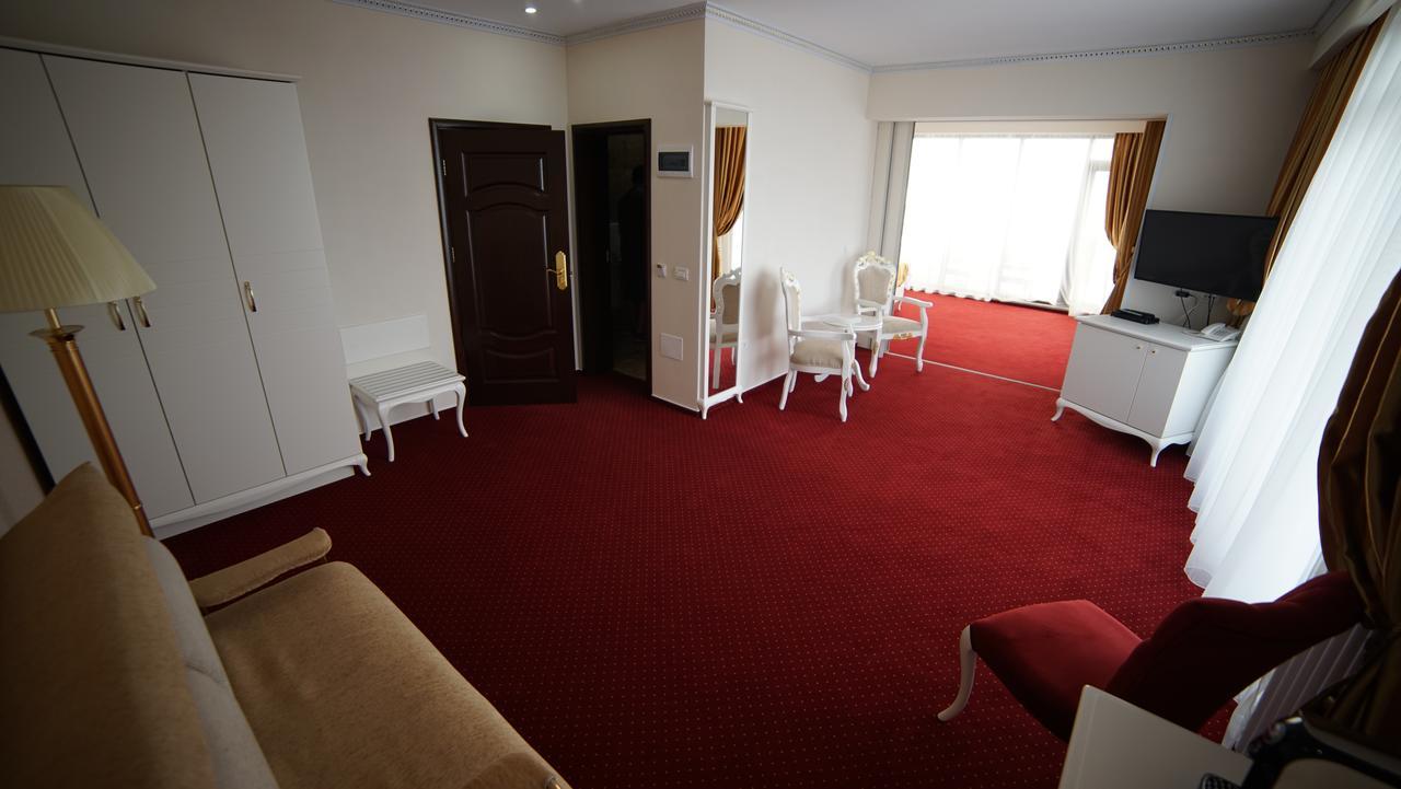 Apartament cu 1 dormitor (2 adulţi + 2 copii)