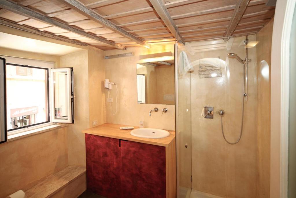 Apartament cu un dormitor (2 adulţi) - Clădire separată