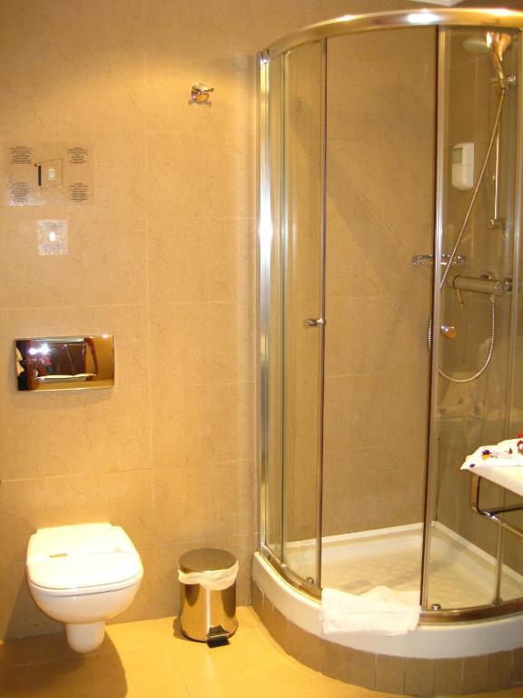 Cameră dublă standard cu vedere la mare și acces la spa