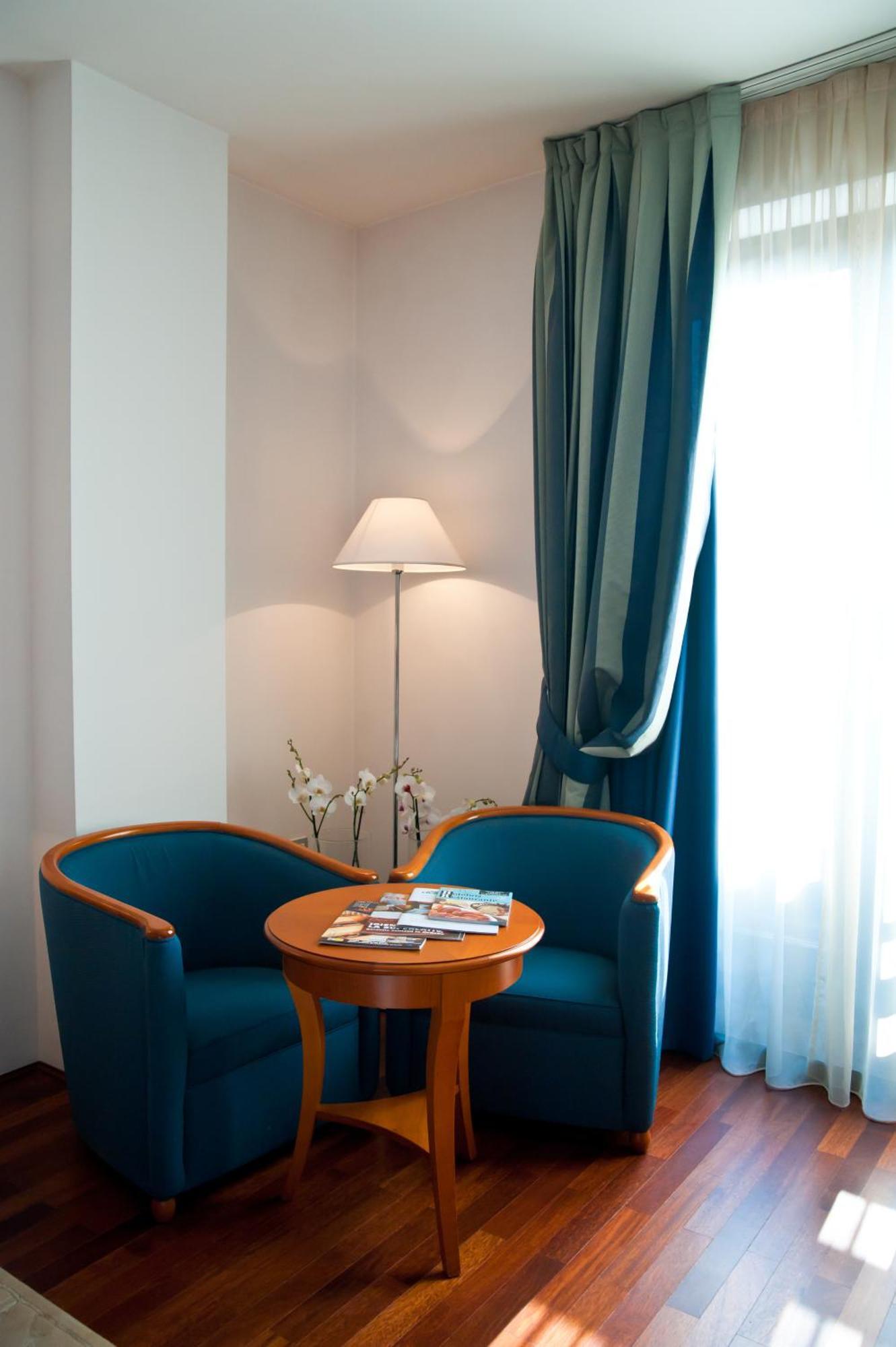 Standard Double Room,1173578448:JPEG