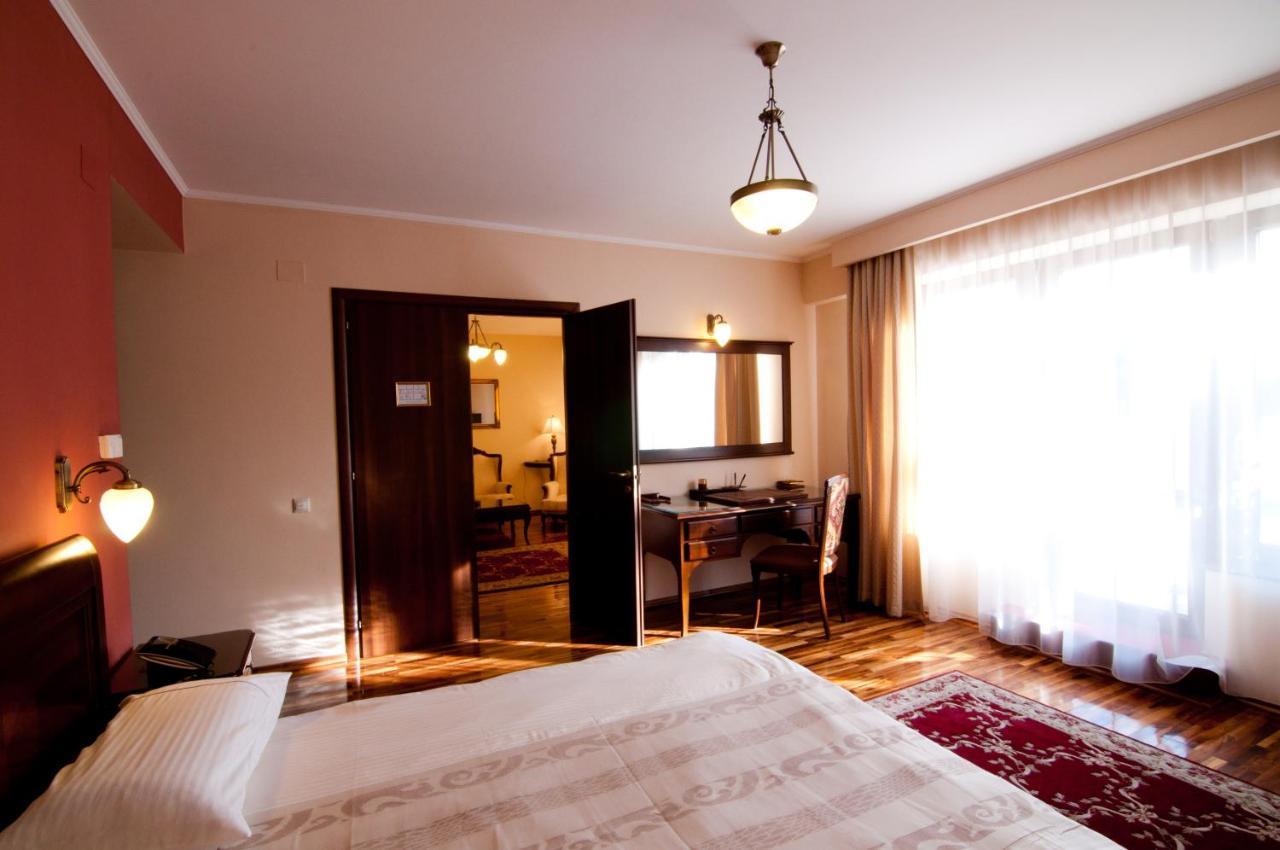 Suită