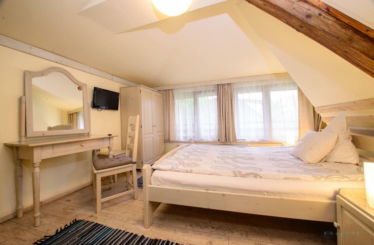 Double Room,787951509:JPEG