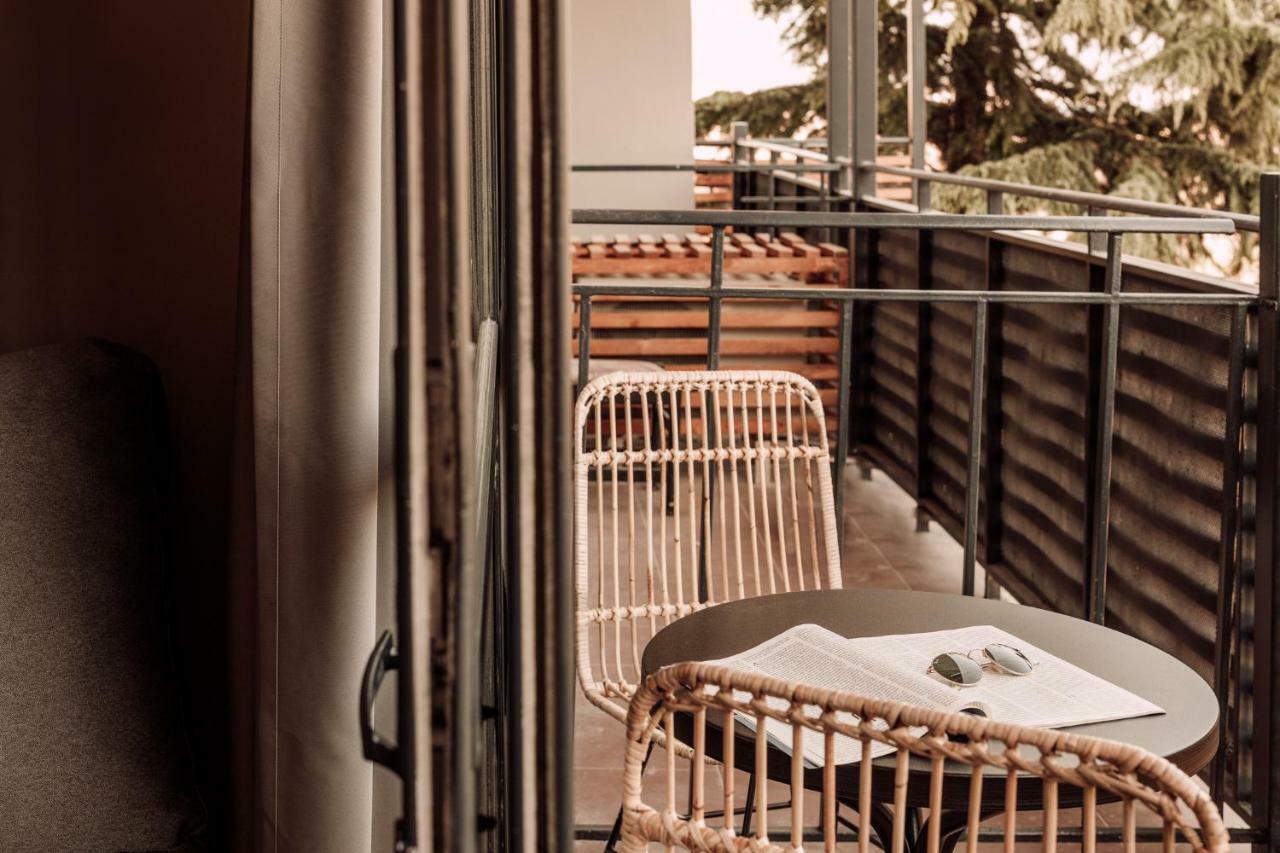 Apartament cu balcon