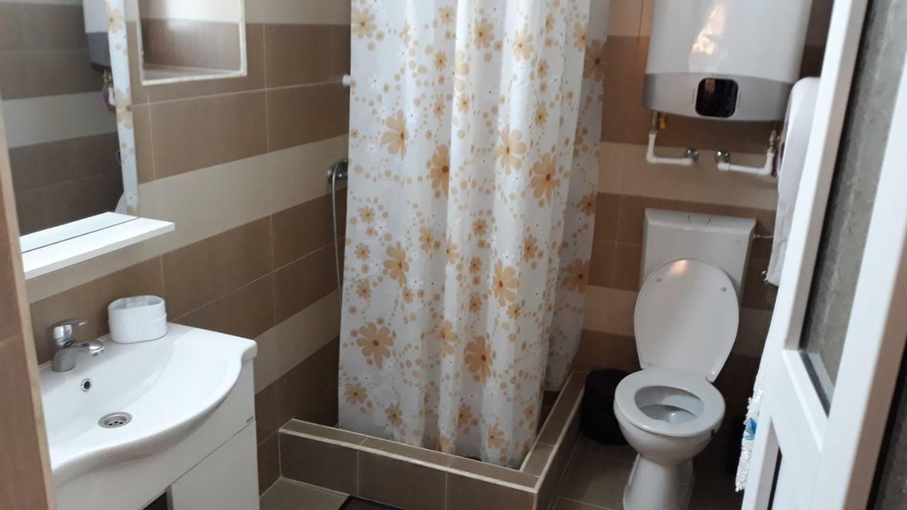 Double Room Private Bathroom,807093456:JPEG