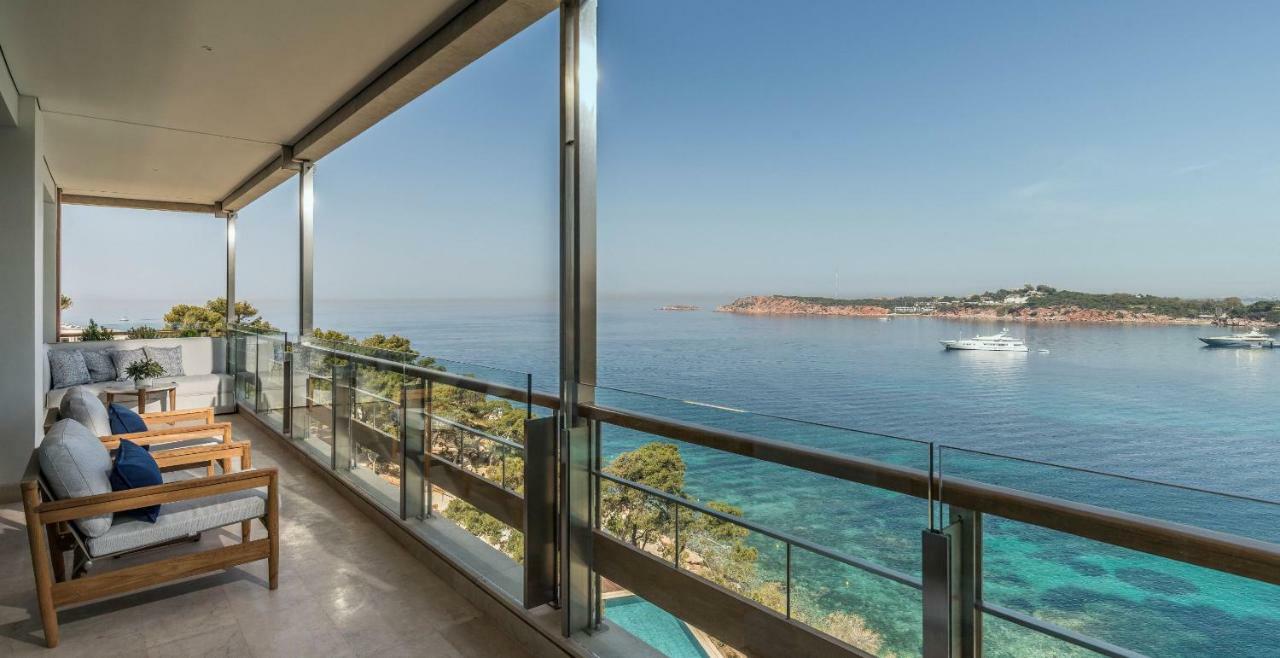 Suită King Arion Panoramic cu vedere la mare