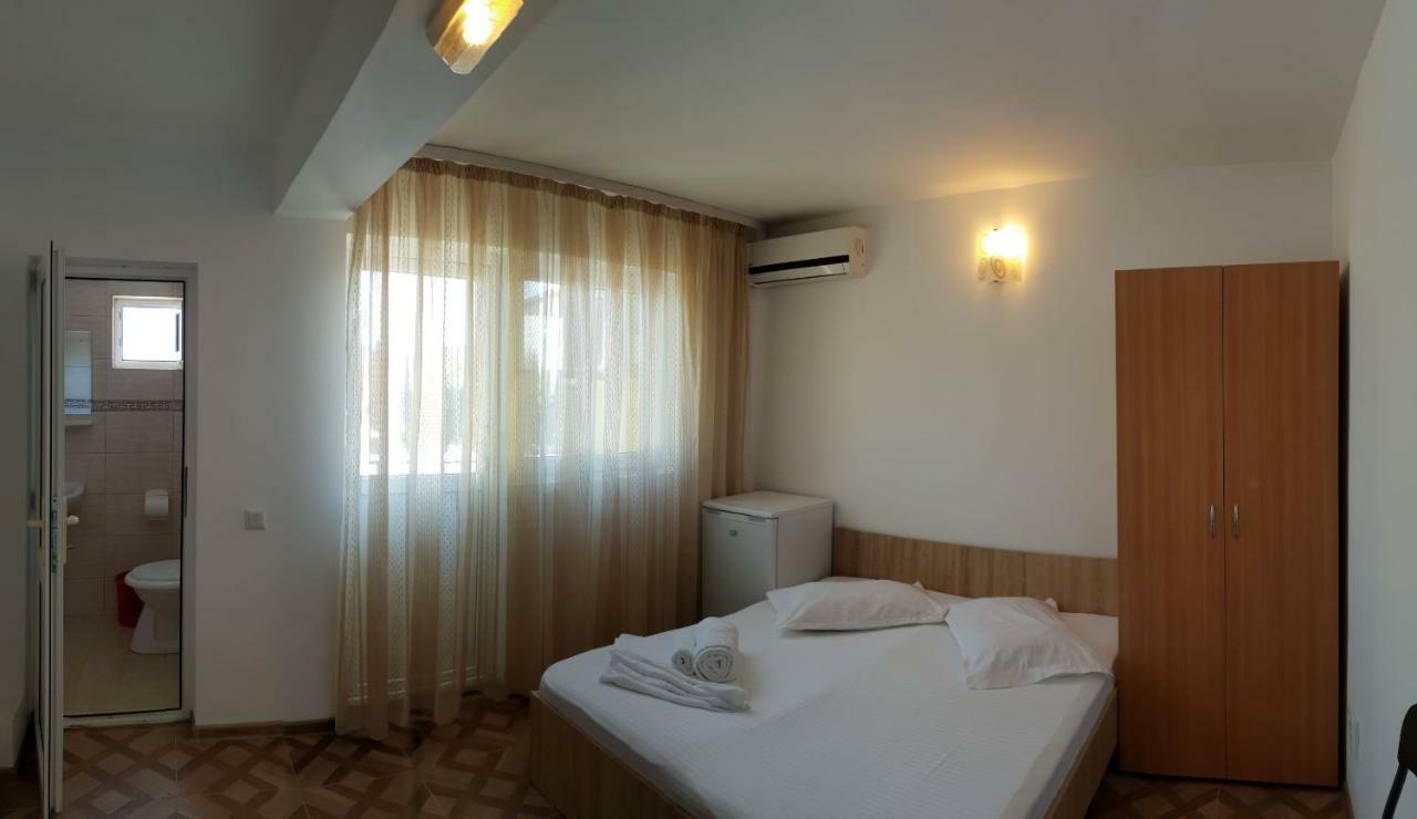 Double Room with Balcony,830659886:JPEG