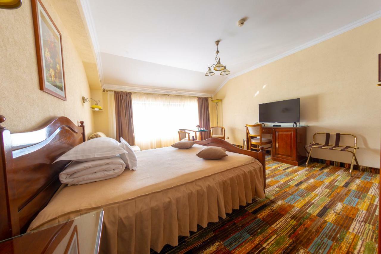 Deluxe Double Room,831520748:JPEG