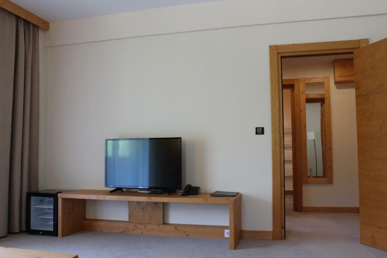 Family Suite,833086244:JPEG