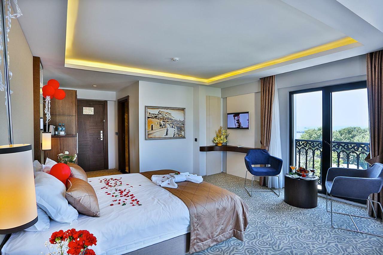 Honeymoon Suite,847001735:JPEG