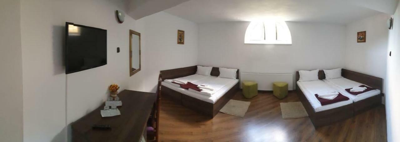 Quadruple Room,412399509:JPEG