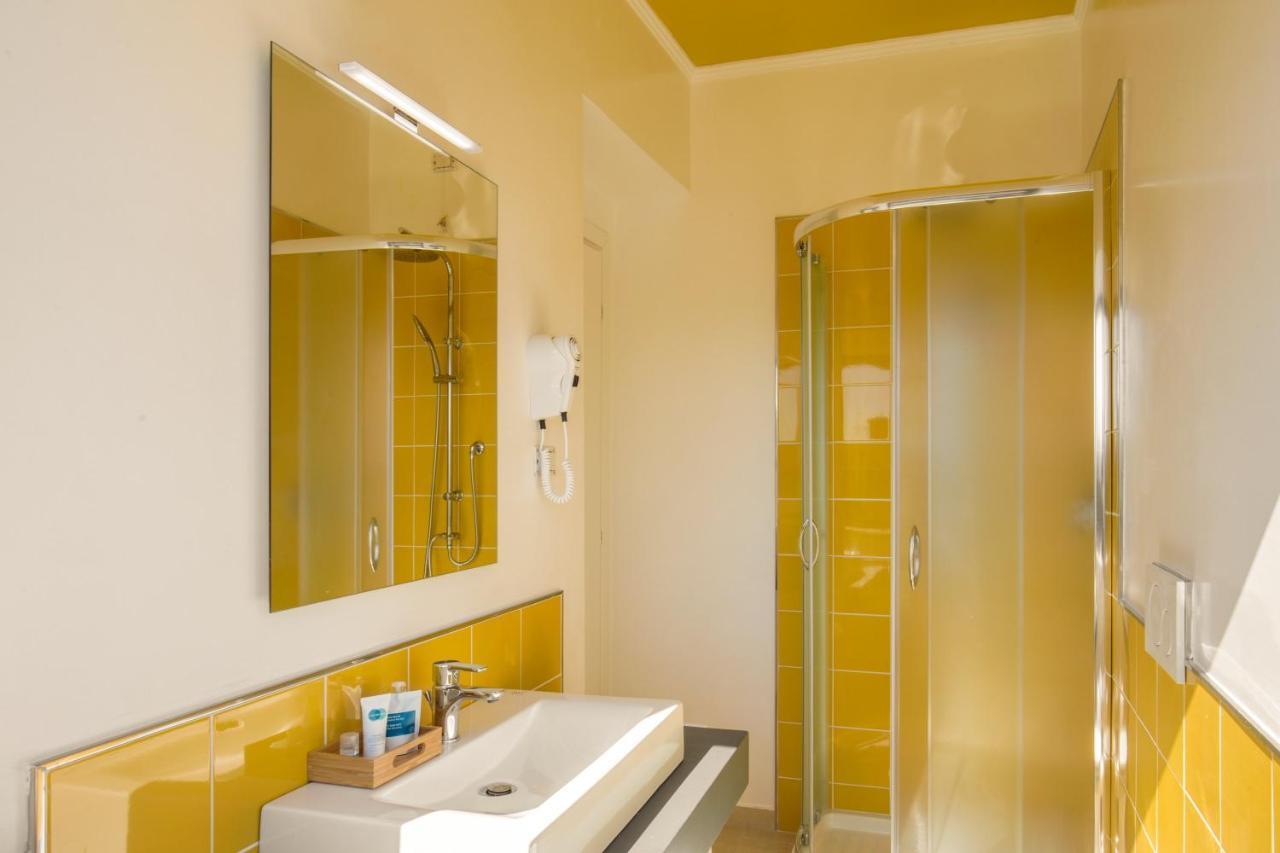 Quadruple Room,1216120849:JPEG