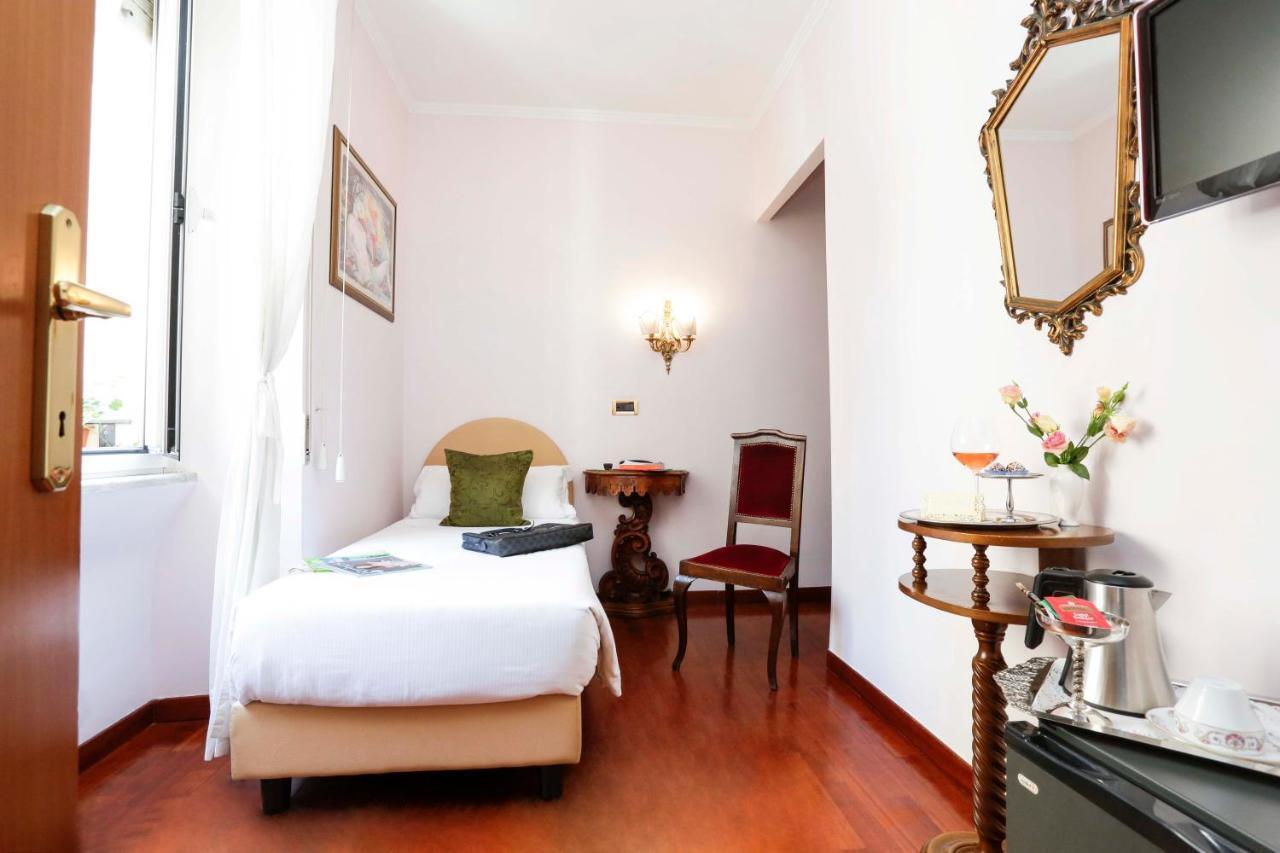 Standard Single Room,1333924160:JPEG