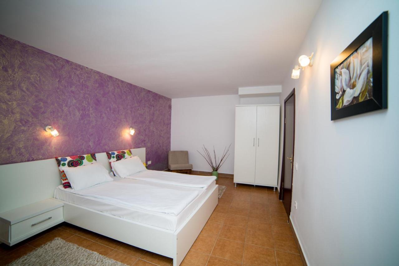 Apartment - Ground Floor,998665404:JPEG