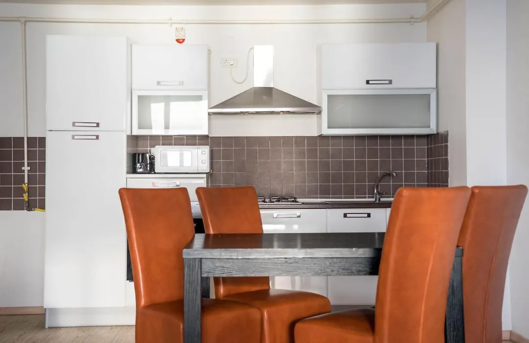 Lake Boutique Apartments & Rooms-1