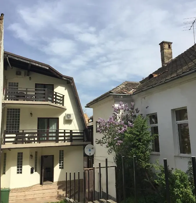 Casa Transilvania-1