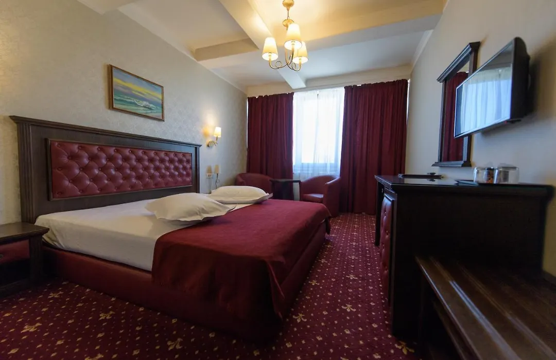 Hotel Golden Palace-1