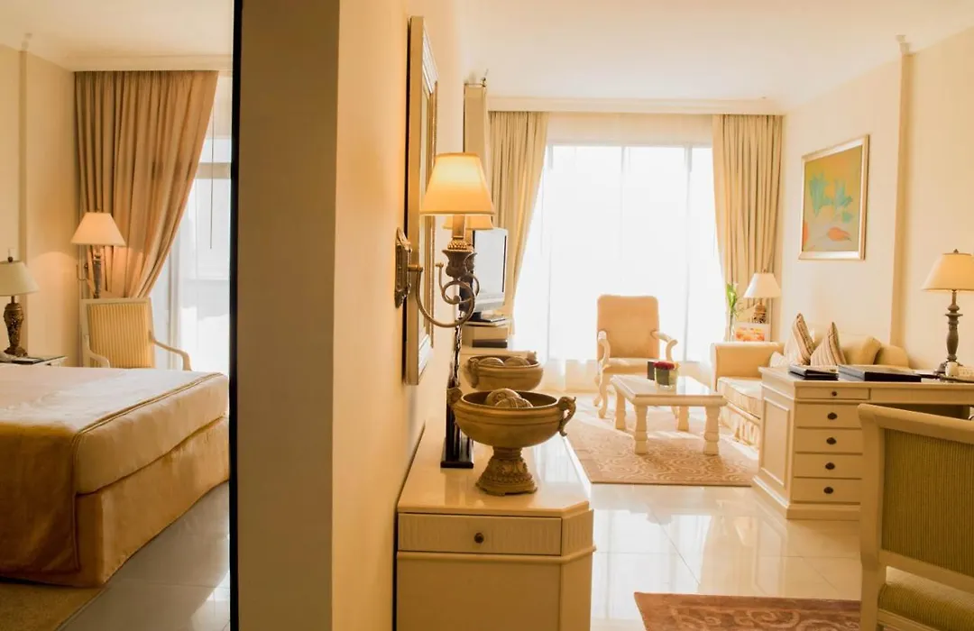Mercure Hotel Apartments Dubai Barsha Heights-1