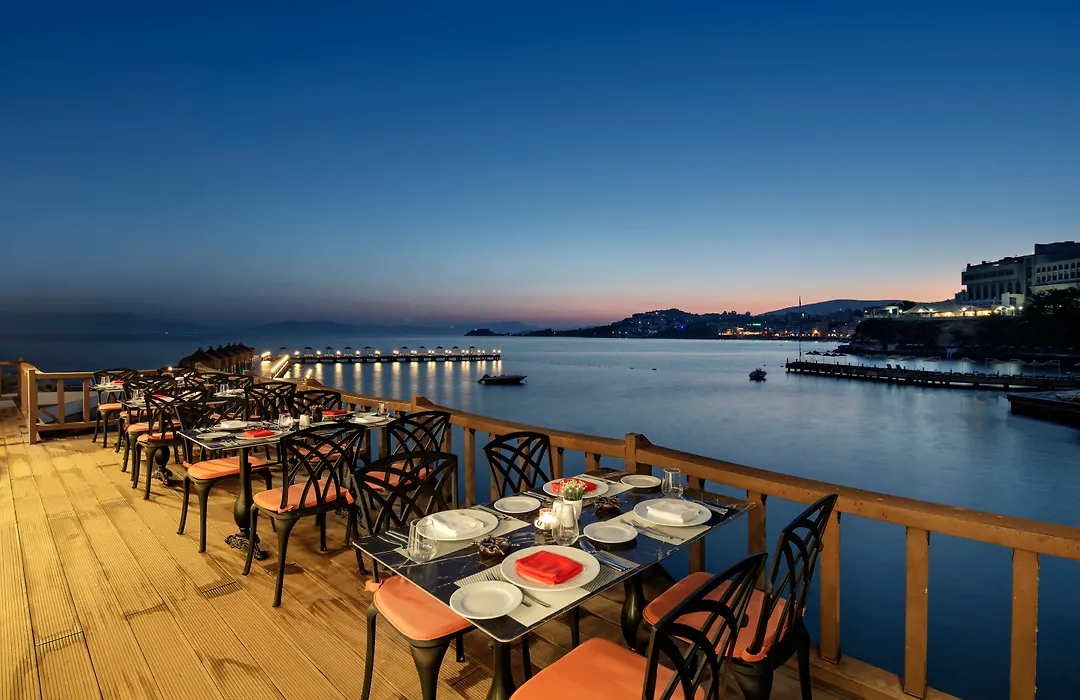 Le Bleu Hotel & Resort Kusadasi-1