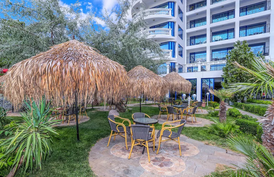 Chaika Beach Resort-1