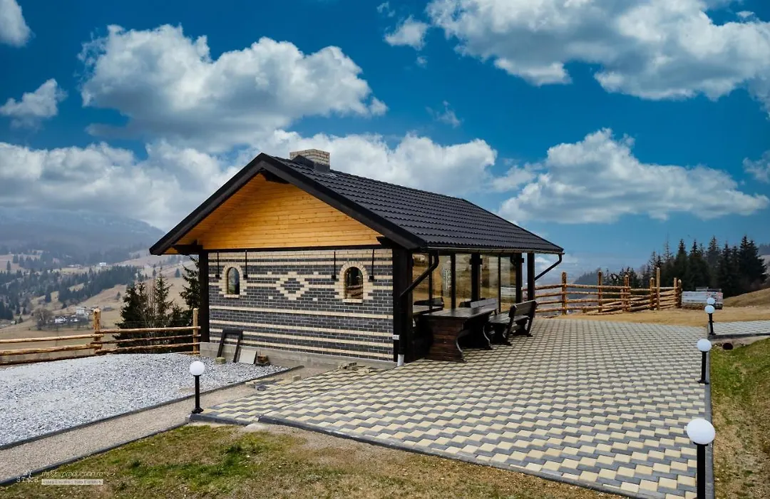 Cabana La Fermă-1