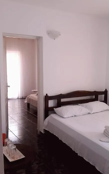 Vila Trandafirilor Costinești-1