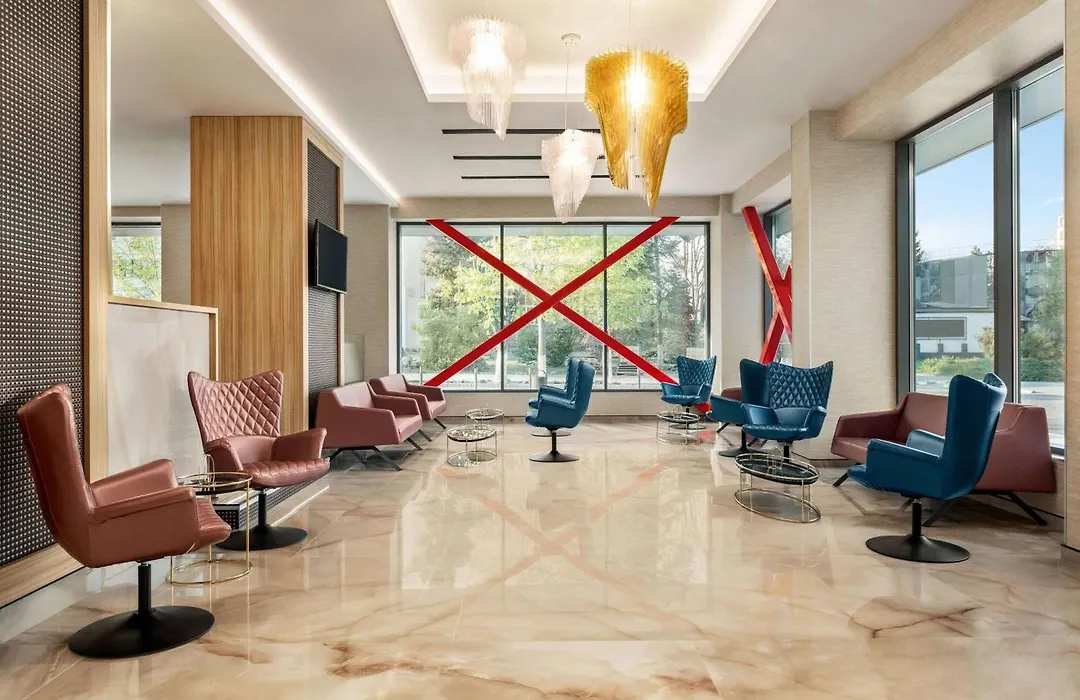 Ramada By Wyndham Ramnicu Valcea-1