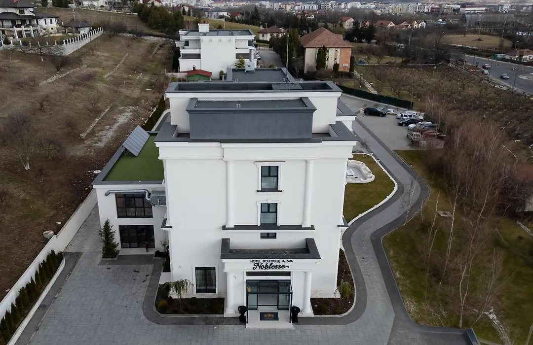 Hotel Noblesse Boutique&Spa-1
