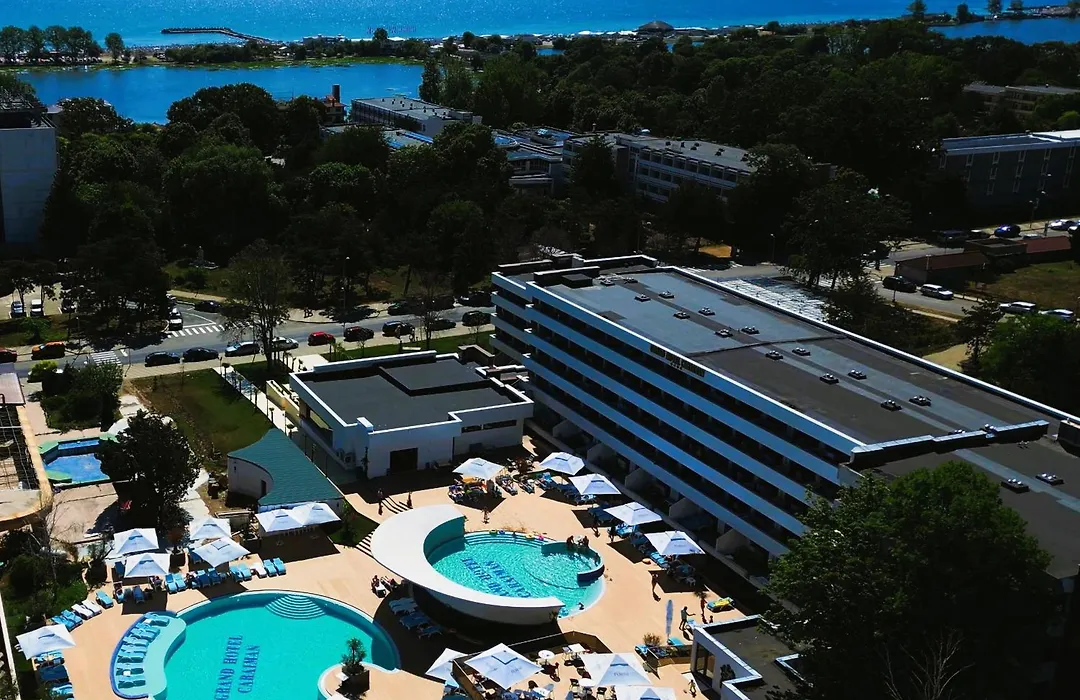 Grand Hotel Caraiman-1