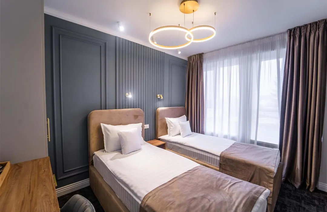 Hotel Zamca Suceava-1