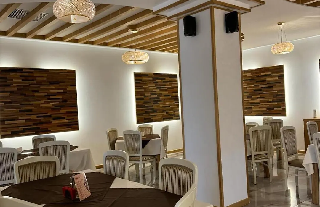 Hotel River-1