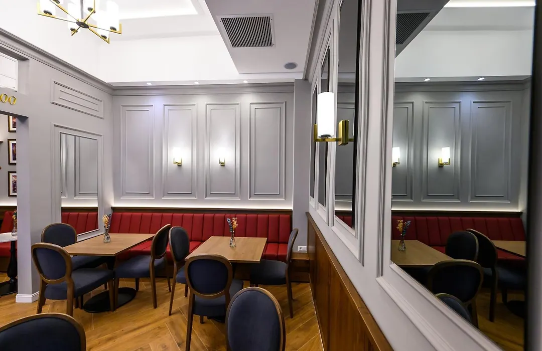 Hotel Transilvania-1