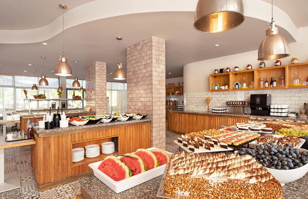 Zefir Hotel-1