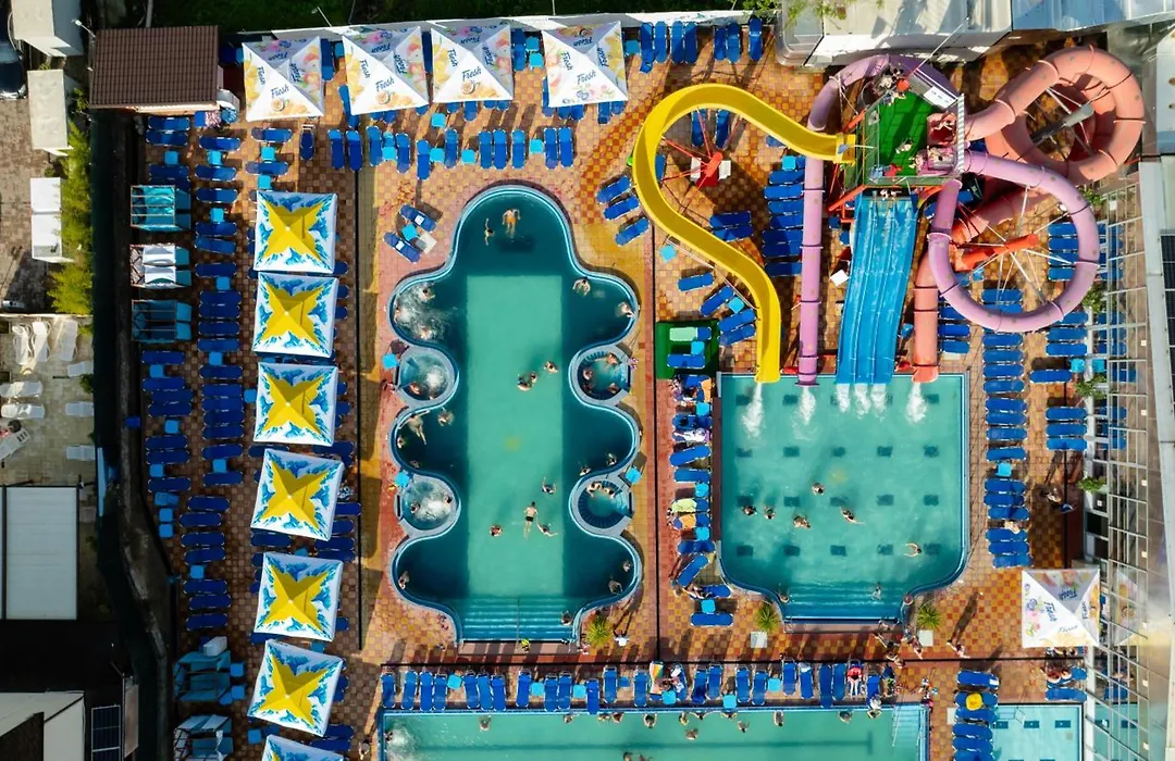 Complex Balnear Cozia - Corp Oltul-1