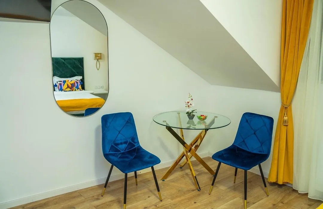 Casa Alis-1