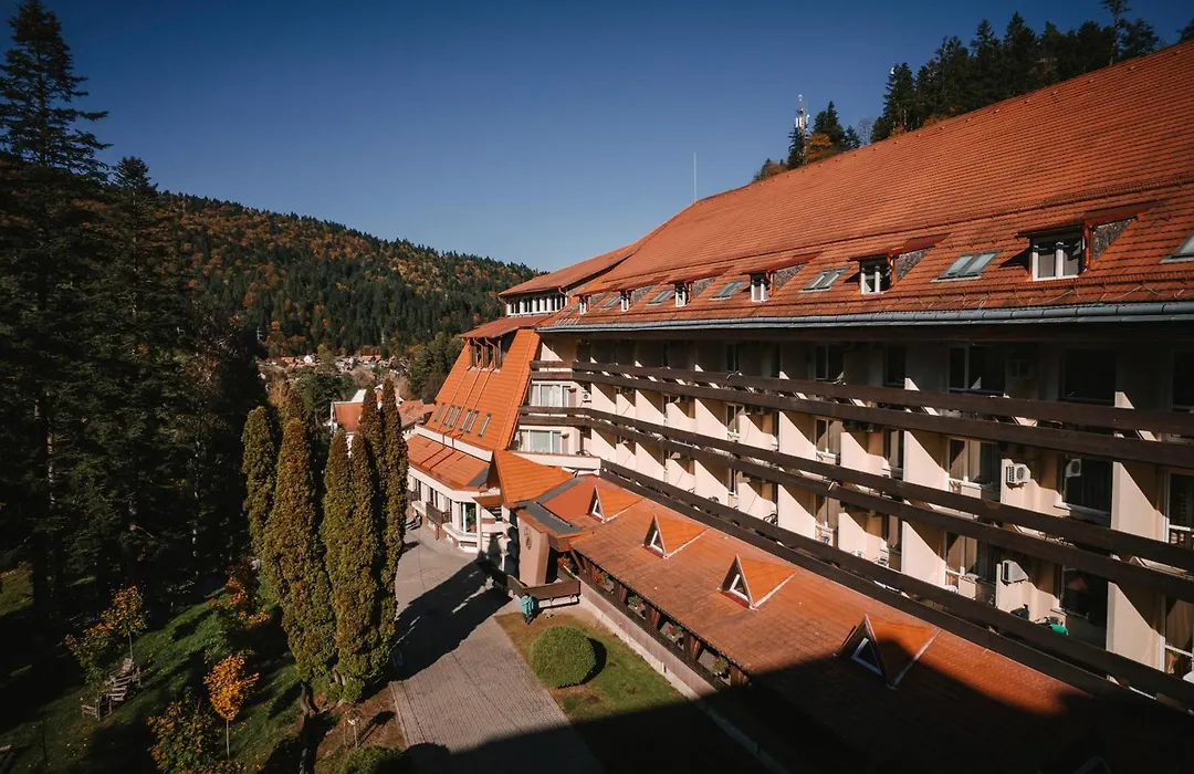 Hotel Ciucas-1