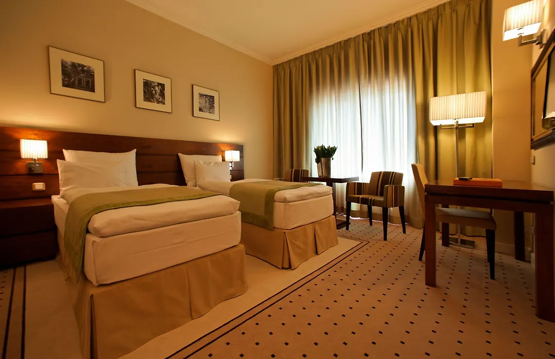 Capital Plaza Hotel-1