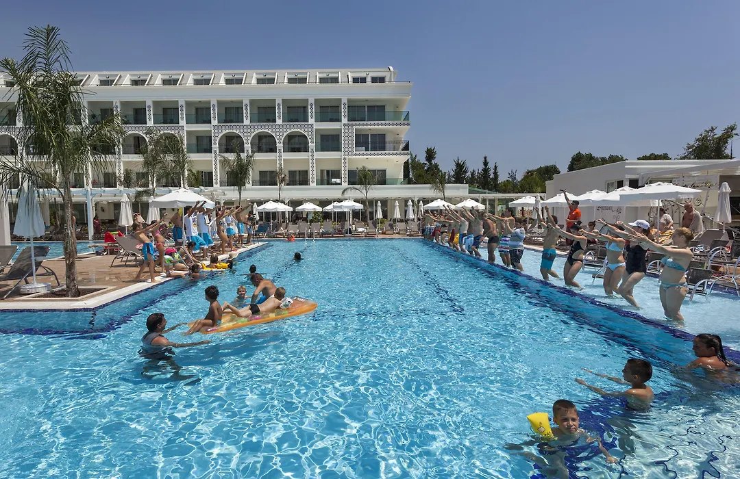 Karmir Resort & Spa-1