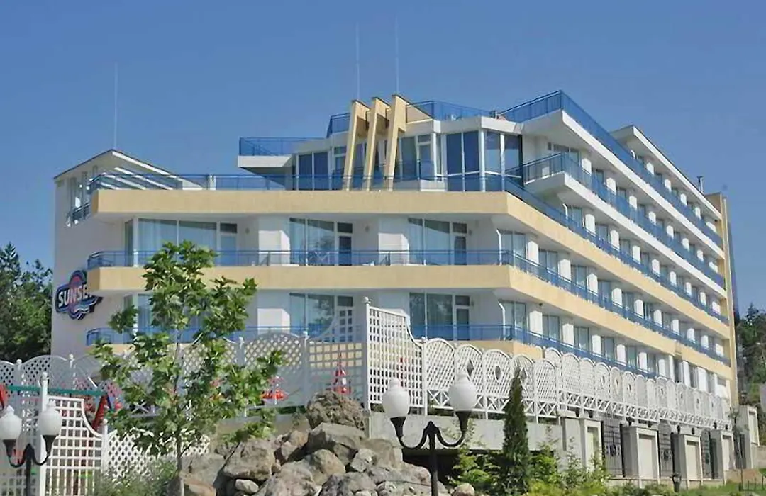 Sunset Hotel-1
