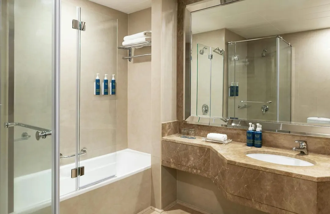 Four Points By Sheraton Sheikh Zayed Road-1
