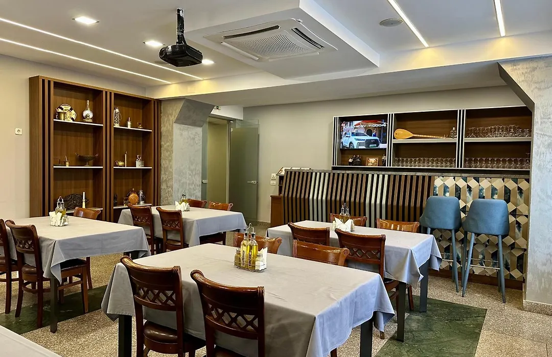 Lira Pacific Aparthotel-1