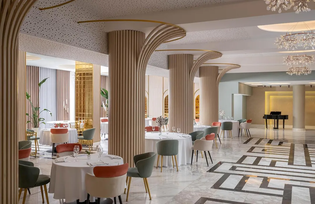 Hotel Pietroasa-1