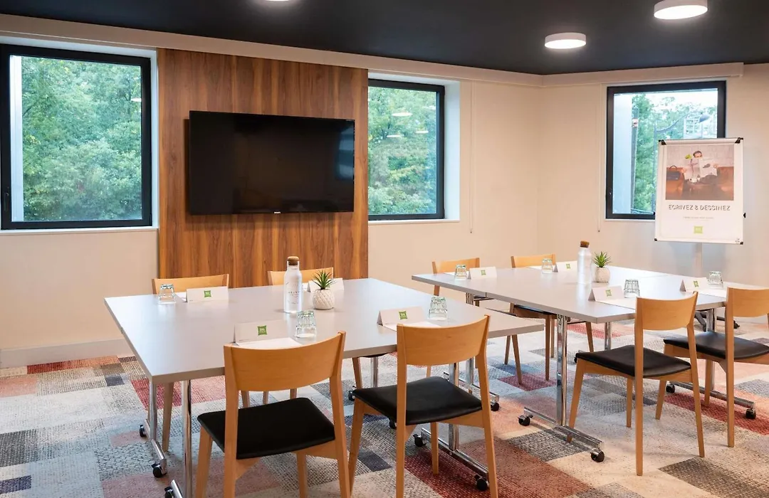 Ibis Styles Paris Meteor Avenue D'Italie-1