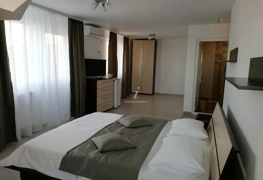 Casa Loro-1
